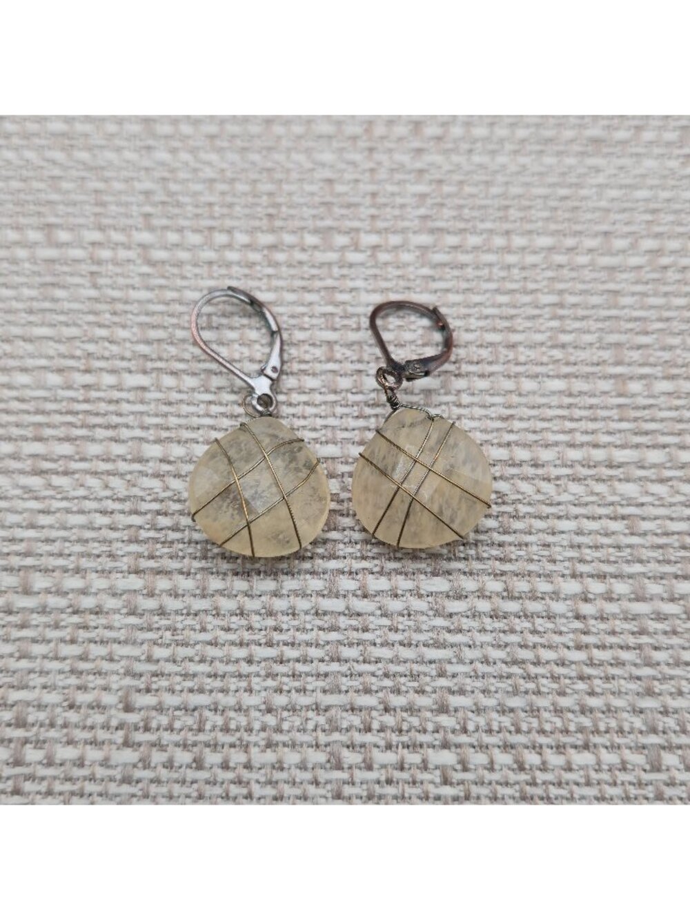Citrine Quartz Leverback Earrings with Cage Wire Wrap Jewelry A8442 - Picture 1 of 5